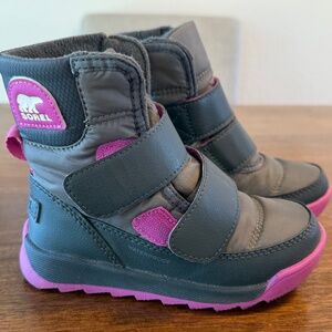Sorel Whitney li Strap Boot KIds`